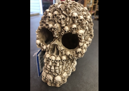 Decorated human skull  5